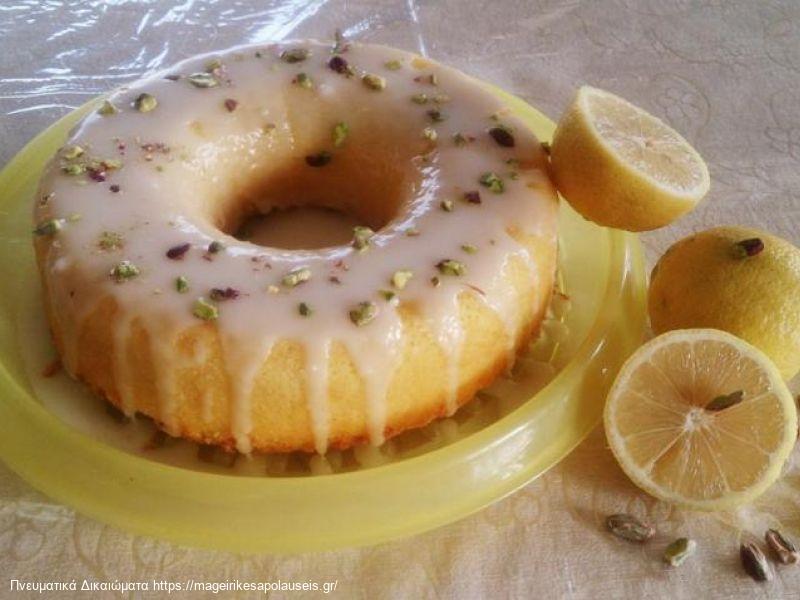Κέικ λεμονιού με γλασσο