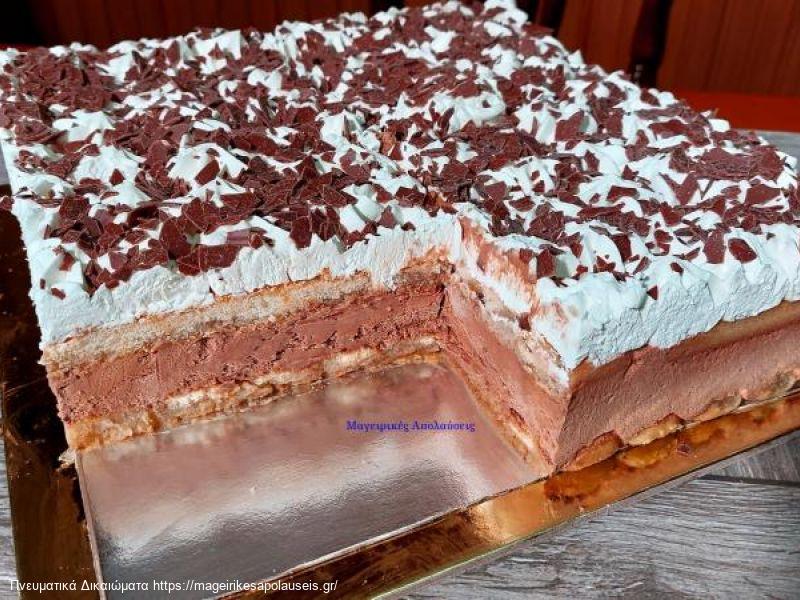 Με ένα κουτί από γλυκά ζαχαροπλαστείου μπορείτε να φτιάξετε αυτή την τούρτα η πάστες